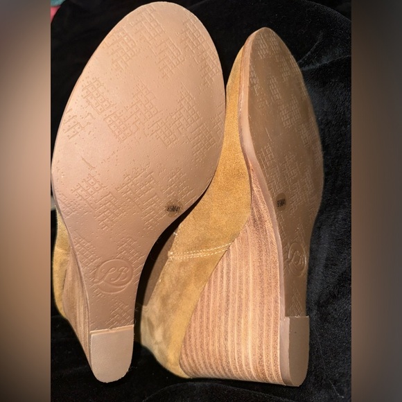 Lucky Brand Yamka Tan Leather Wedge Ankle Chelsea Boots Womens US 9 1/2 - Picture 5 of 11